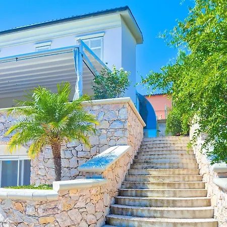 Emanuele Costarainera