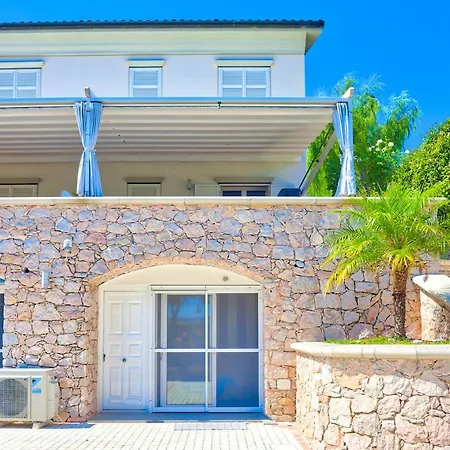 Emanuele * Costarainera