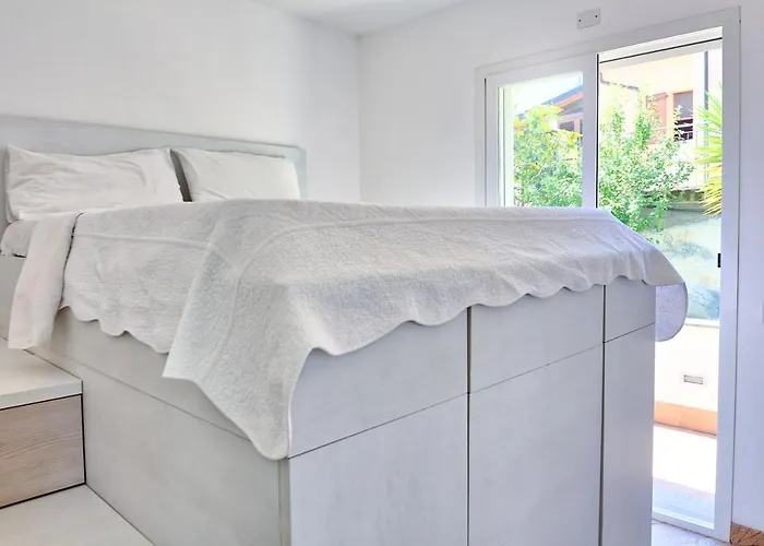 Emanuele Costarainera