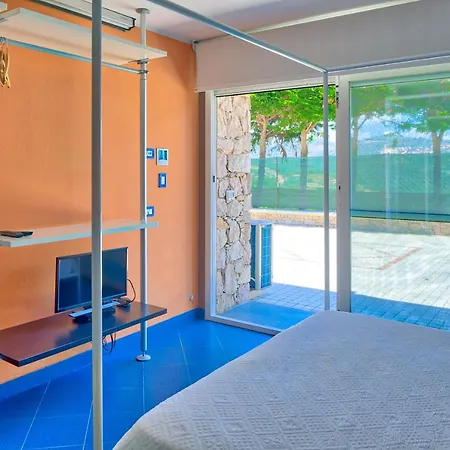 빌라 Emanuele Costarainera