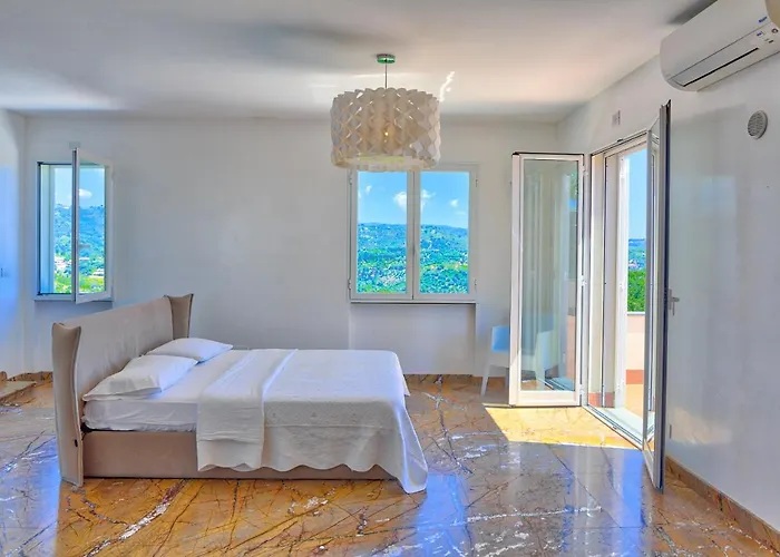 Villa Emanuele Costarainera